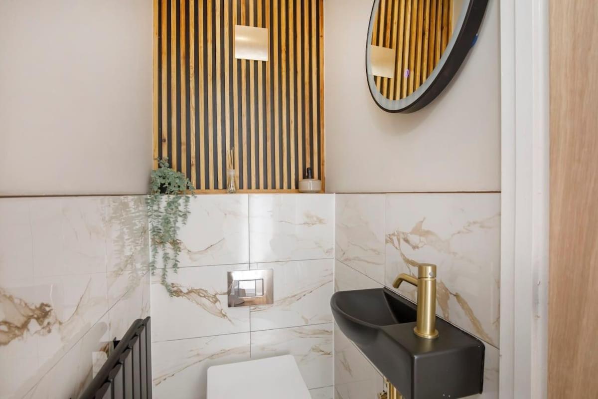 The Dodsworth Modern 4 Bedroom House, Sleeps 8 York Ngoại thất bức ảnh
